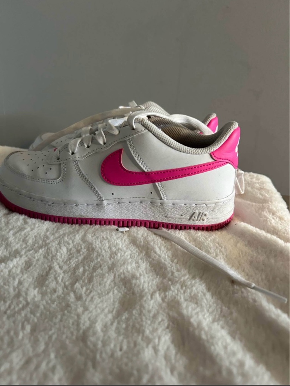 Nike shoes